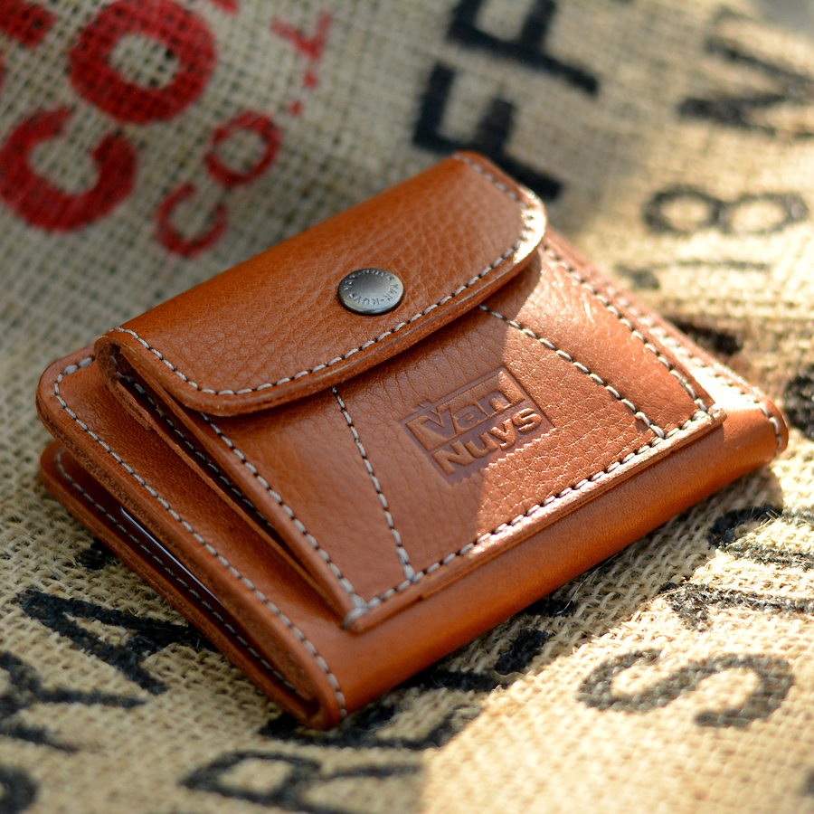 D841：胸ポケットに入る オールインワンランチ財布