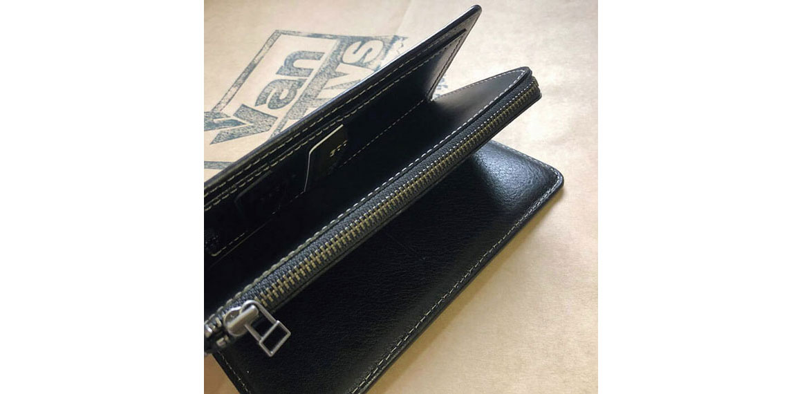 D919：薄型で最強にコンパクトな 長財布用カスタムパーツ L型ファスナーポケット 商品説明1