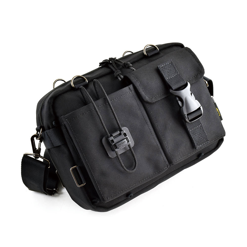 Code1A
カスタムショルダー／S（Portable Audio）

価格：OPEN PRICE

日本国内価格：¥27,000
日本国内販売価格（税込）：¥29,700
＜重要／Important＞日本国内以外の店頭及びWEBでの販売価格は、販売国個別の税や輸出入諸費用などが発生するため、各国の法に基づく規定や為替変動などの諸事情を考慮し、取り扱い国の販売代理店や小売店が適切に決定します。