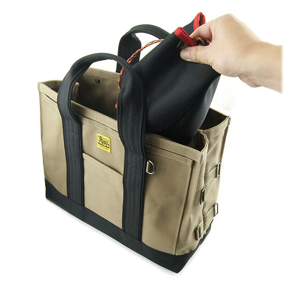 C507：デジタル機器をバッグの中で保護し 開閉しやすいクロス巾着 商品イメージ