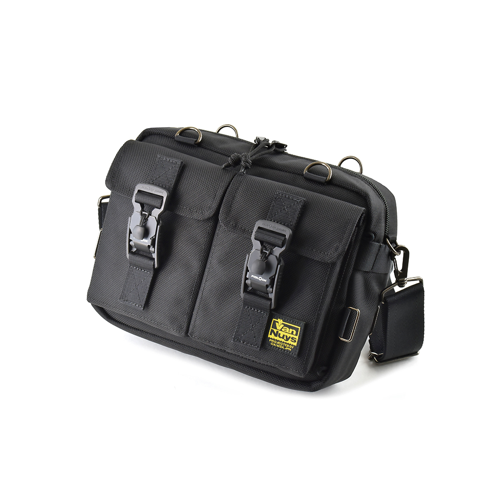 Code1A-01
ツインポケットカスタムショルダー
S

価格：OPEN PRICE
日本国内価格：¥28,000