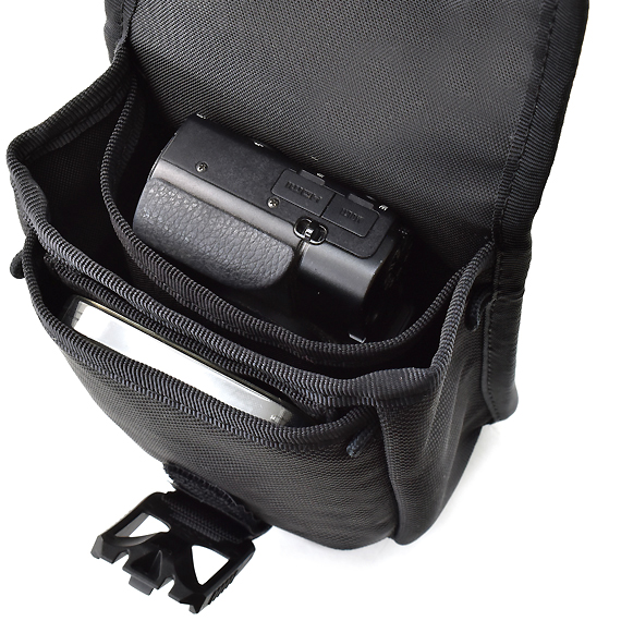 C1A-06：Code1A-06 コンパクトサブバッグ 商品イメージ