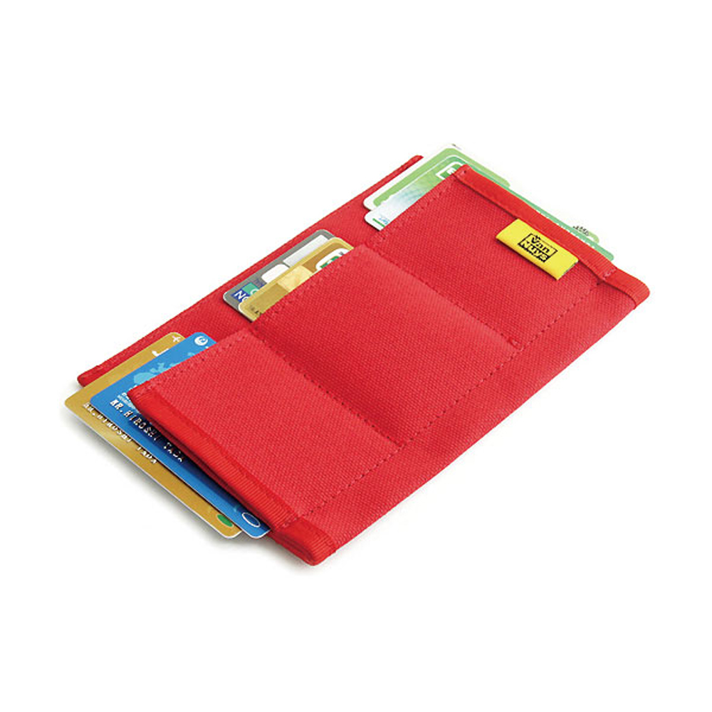 仕分けファスナーポーチ用<br />
仕分けポケット カードケース3ポケット<br />
(プチシークレット ポケット付き：カードサイズ)
