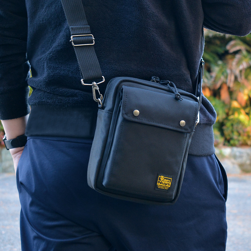 D827-A：Street Sling Bag／Flap Type-A