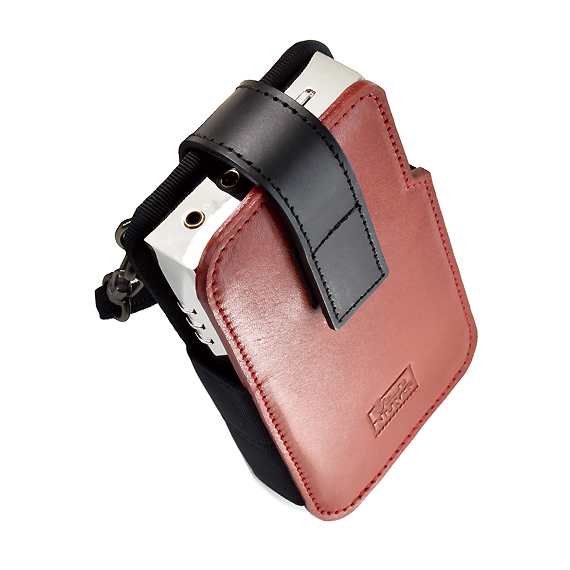 E605：Astell&Kern A&ultima SP4000用 完全無欠の縦型キャリングケース 商品イメージ