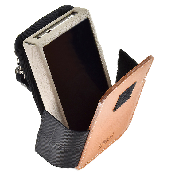 E605：Astell&Kern A&ultima SP4000用 完全無欠の縦型キャリングケース 商品イメージ