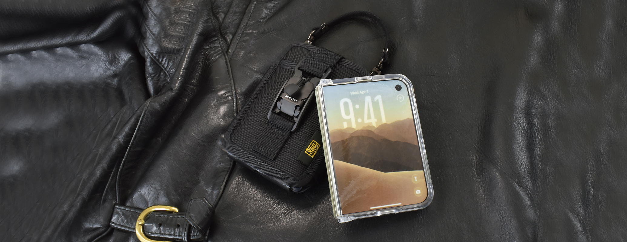 Code1A-07-01：完全無欠のiPhone Duoケース