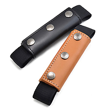 ぬめ革のハンドル<br />
ブラック又はキャメル