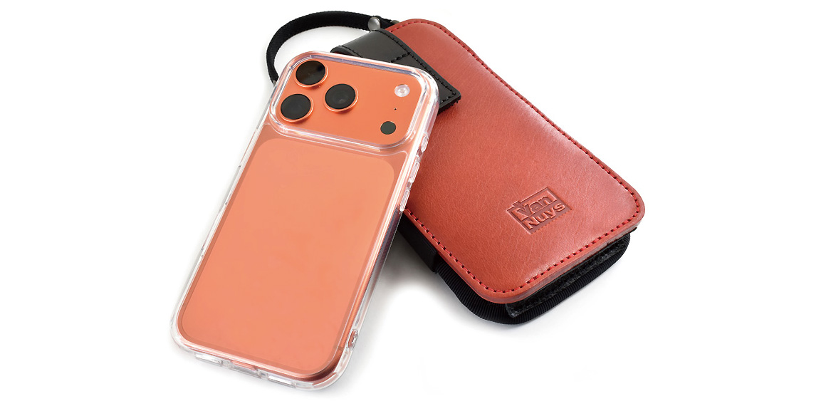 iPhone 17 Pro Max／iPhone 17 Pro／iPhone 17用 完全無欠の縦型キャリングケース 商品イメージ