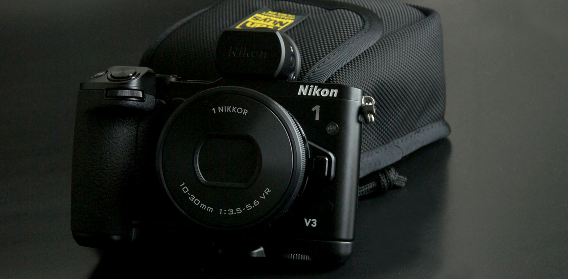 C722：Nikon 1 V3用 縦型キャリングケース／Type-A (帆布のバッグ用ストラップ付き） 商品説明1