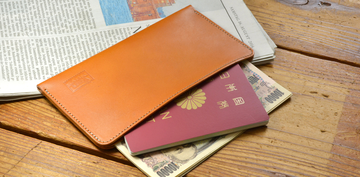 D558,D559：ぬめ革のパスポート・紙幣用ケース 商品説明1